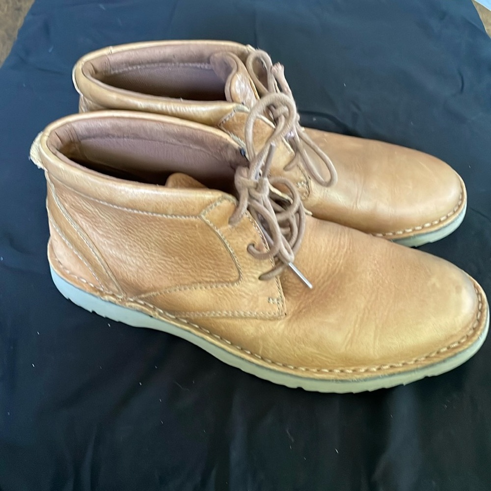 Rockport chukka boots